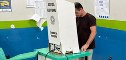 Foto 1 - Óculos inteligentes e relógios conectados estão entre os itens proibidos na cabine de v...