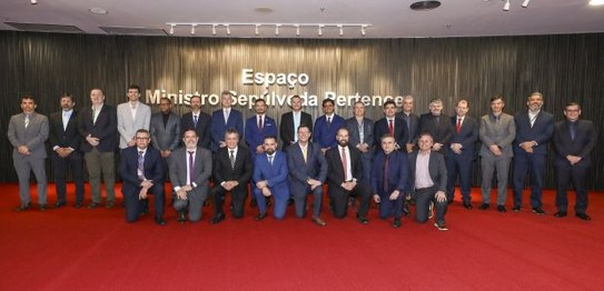 Foto 2 - Encontro de Secretárias e Secretários de Tecnologia 11.07.2024