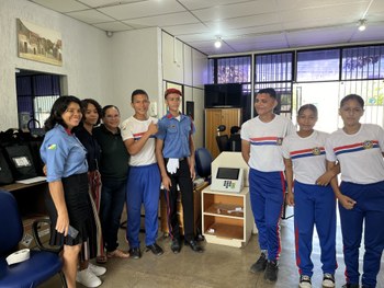 Foto: Ascom/TRE-RR/Visita dos alunos do 8º e 9º ano do CME Ver. João Rogélio Schuertz ao  Cartór...