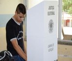 TRE-RR - Eleitor Votando
