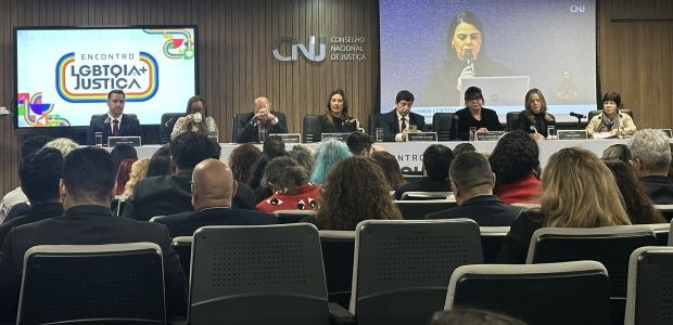 TRE-RR - Encontro Nacional LGBTQIA+ Encontro Nacional LGBTQIA+
